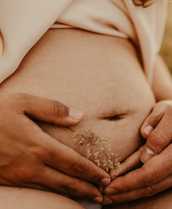 Ronja Bensch Hochzeitsfotograf Leverkusen: Babybauch Fotoshooting