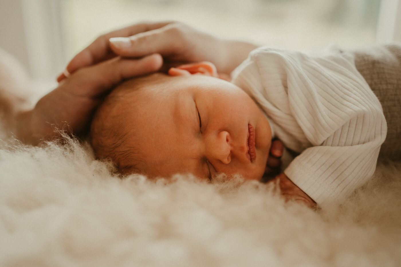 Ronja Bensch Hochzeitsfotograf Leverkusen: Newborn Fotoshooting