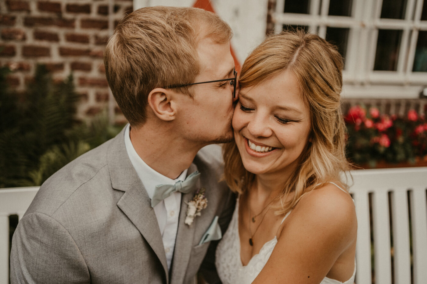 Ronja Bensch Hochzeitsfotograf Leverkusen: Hochzeit in Weeze Paarfotos