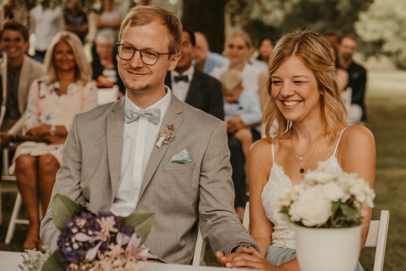 Ronja Bensch Hochzeitsfotograf Leverkusen: Hochzeit in Weeze Trauung