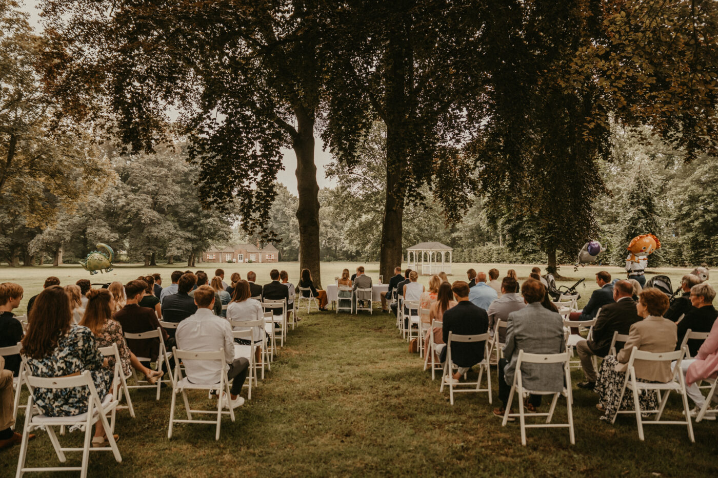 Ronja Bensch Hochzeitsfotograf Leverkusen: Hochzeit in Weeze Trauung