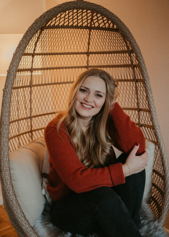 Ronja Bensch Hochzeitsfotograf Leverkusen: Portrait Fotoshooting natürliche Fotos