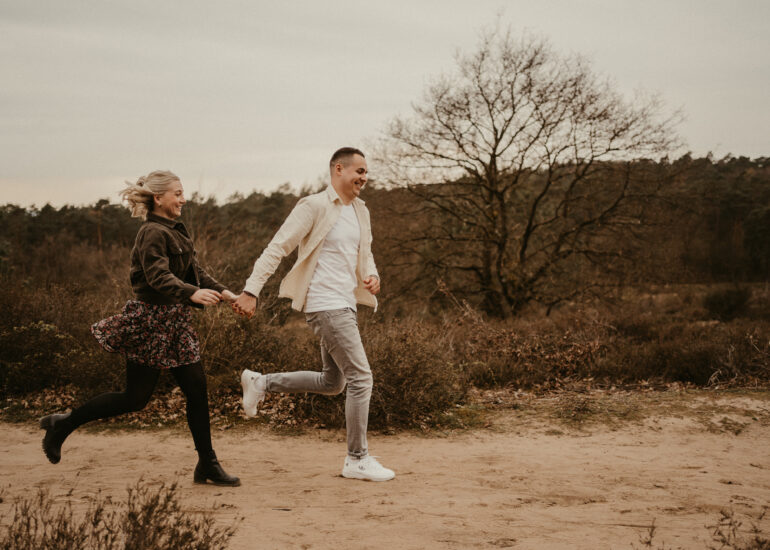 Ronja Bensch Hochzeitsfotograf Leverkusen Paar Fotoshooting Heide