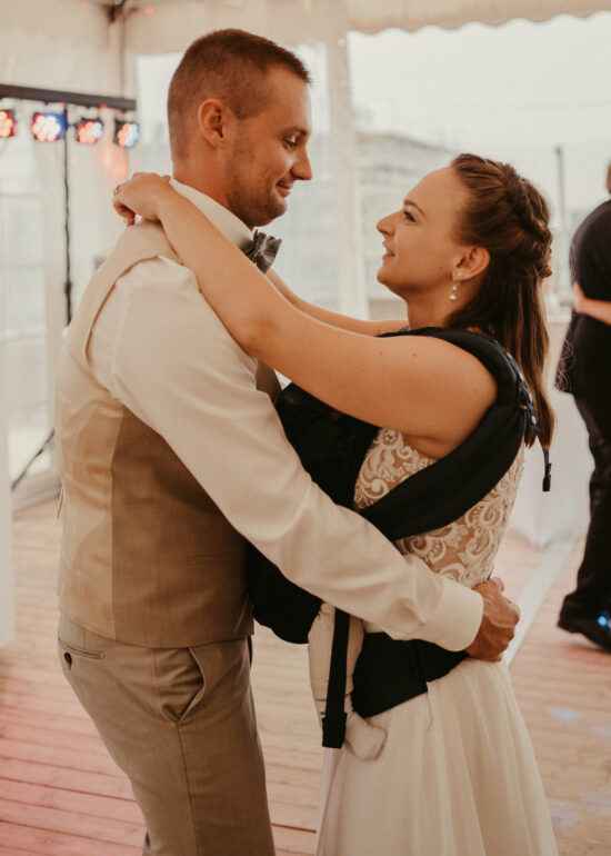 Ronja Bensch Hochzeitsfotograf Leverkusen: Hochzeitstanz