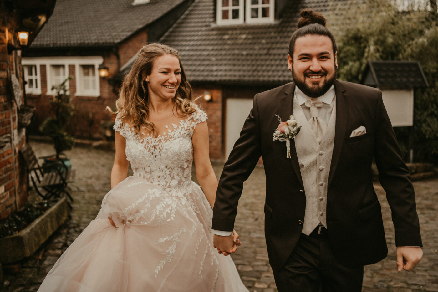 Ronja Bensch Fotografie – Hochzeitsfotograf Leverkusen: Brautpaar Fotoshooting