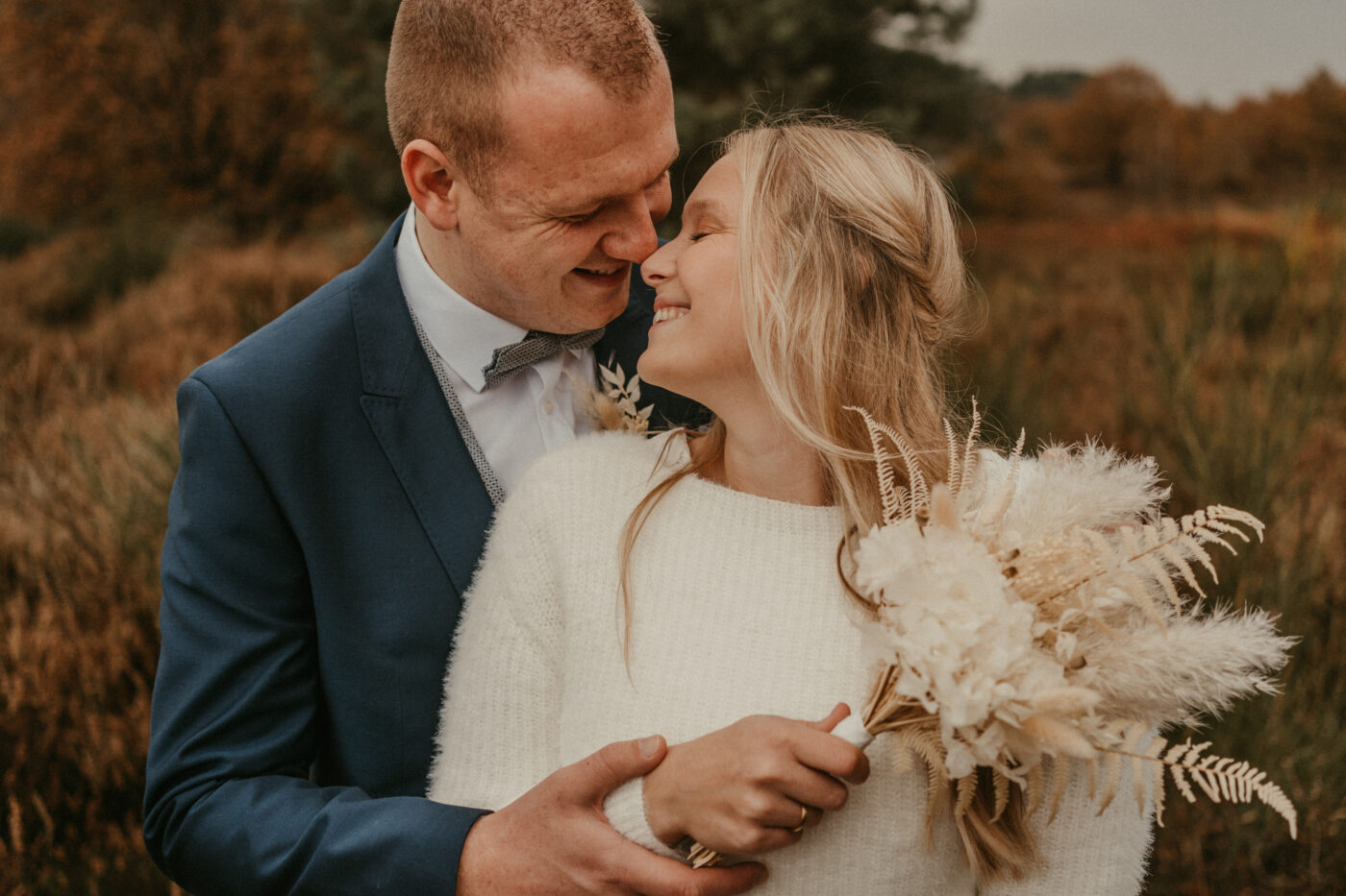 Ronja Bensch Fotografie – Hochzeitsfotograf Leverkusen: Fotoshooting in der Natur