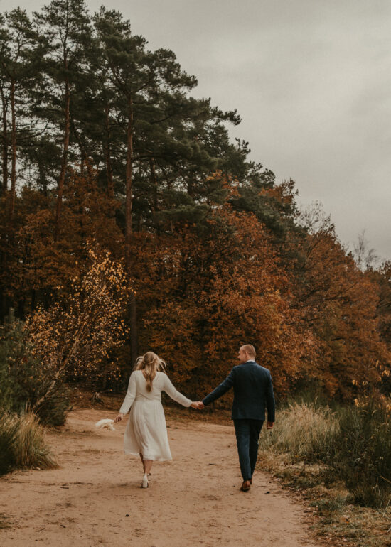 Ronja Bensch Fotografie – Hochzeitsfotograf Leverkusen: Fotoshooting in der Natur